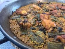 Aprende a cocinar paella valenciana en un entorno privilegiado