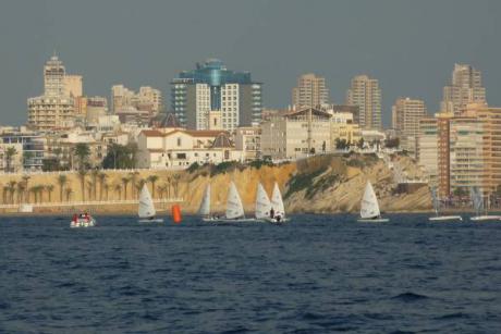 Siente el deporte y ven a las Navidades Náuticas de Benidorm