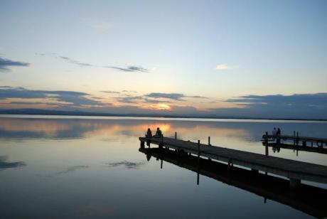 Paseo en barca, ruta en bici por los arrozales y atardecer en L’Albufera
