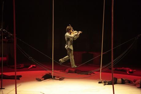 Espectáculo circenses: Weibel Weibel CO. presenta Breaking Point