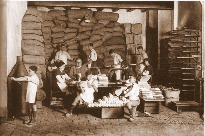 Año 1930: industria chocolatera en Torrent