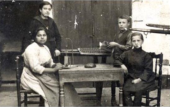 Año 1930: industria chocolatera en Torrent